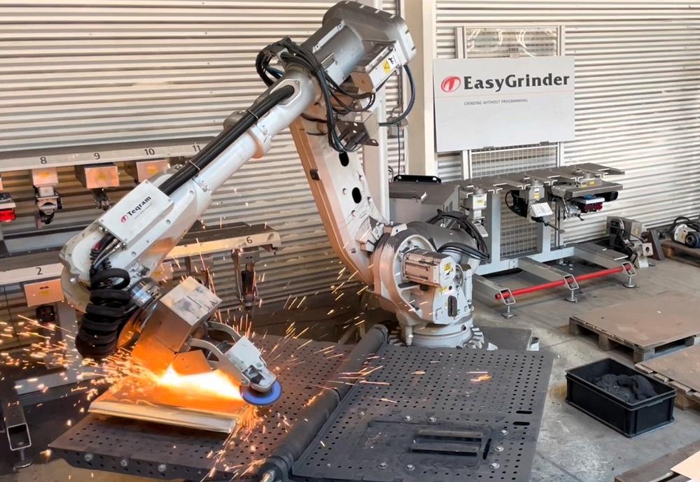 AI grinding robot provides automated weld seam preparation