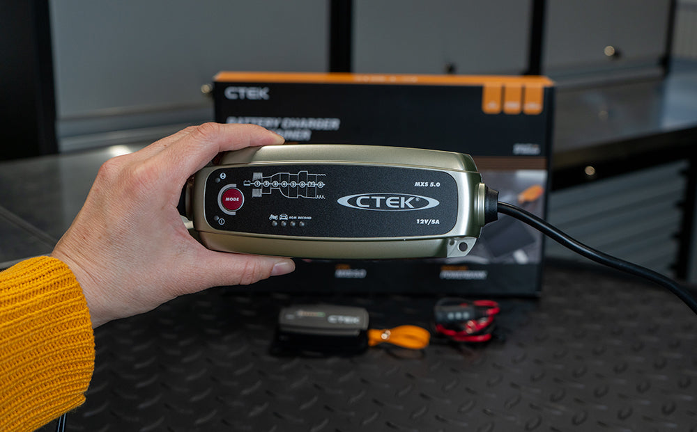Battery Charger/Maintainer