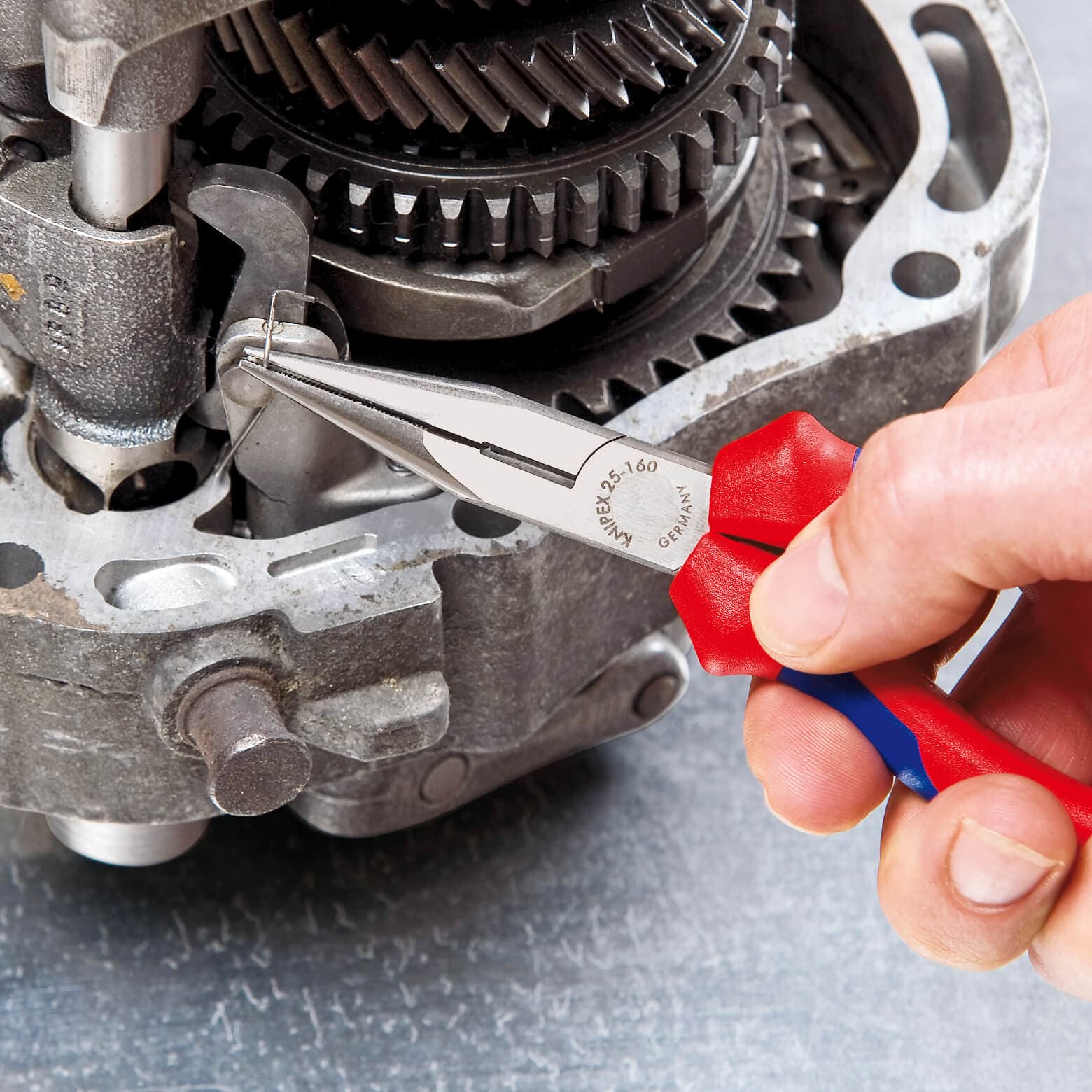 Knipex MegaGrip 5000 super pliers